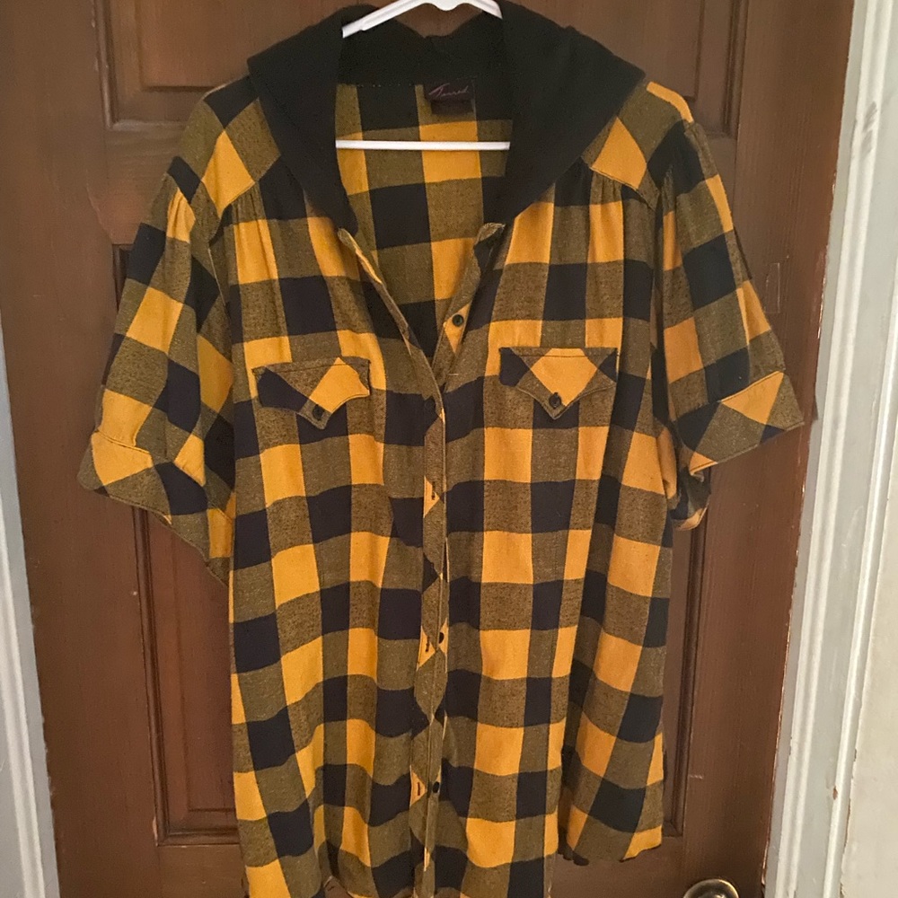 Yellow flannel short sleeve with hood